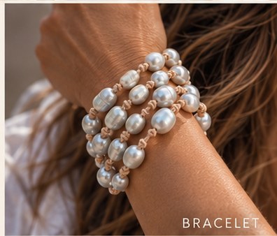 White Moonstone — Bracelet